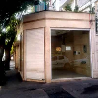 رهن و اجاره مغازه ۳ نبش نوساز ۲۰ متری