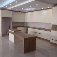 کابینت قرنیز خورده کاری نصب درب