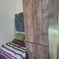 کمد لباس سه کشو و جای آویز لباس