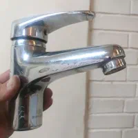 پمپ اب کولر وشیر مخلوط