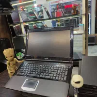 لپ‌تاپ Asus دانش آموزی با بدنه خاص
