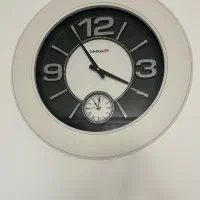 ساعت دیواری