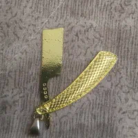 پلاک گردنبند آرایشگری