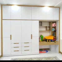 کابینت و جاکفشی زمرد