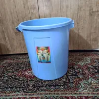 سطل بزرگ نو هستش کاملا سالم قیمت 800