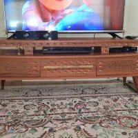 میز تلوزیون در حد نو