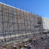 پلاستر کار وسیمان سفید