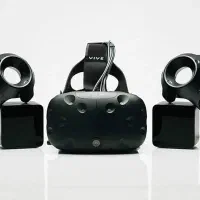 دو دستگاه وی‌آر htc VIVE(عینک واقعیت مجازی)