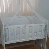 تخت و گهواره کنار مادر کلاسیک