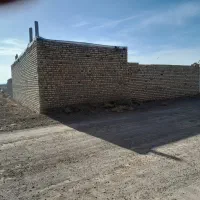 زمین‌ فیض آباد