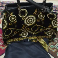 ،کیف و روسری ست هم،کیف مشکی ورنی