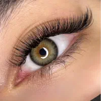 جذب نیرو در لاین های زیبایی