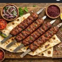 استخدام در کافه رستوران  شیفت صبح و عصر