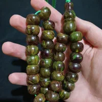 تسبیح کهربا پرچمی