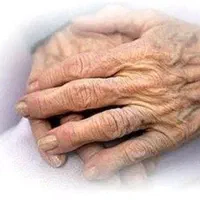 پرستارخانم برای سالمندتمام وقت برای زندگی با مادرم