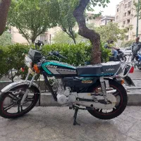 لیفان ۱۲۵ بسیار تمیز  مدل اسفند  ۱۴۰۳