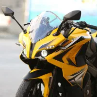 RS200 باجاج آر اس