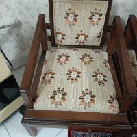 مبل چوبی قدیمی