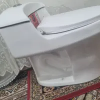 دستشویی فرنگی کلا یک ماه وصل بوده|لوازم سرویس بهداشتی|اندیشه, |دیوار