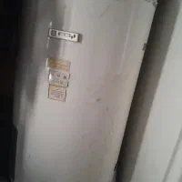 آبگرمکن ارج سالم بزرگ بدون نشتی یا پوسیدگی