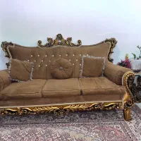مبل نه۹ نفره به همراه میزوسط و دو عسلی