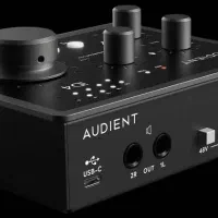 کارت صدا audient id4 mkII