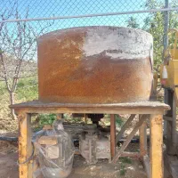 مخلوط کن و قالب دستگاه نیمه اتوماتیک