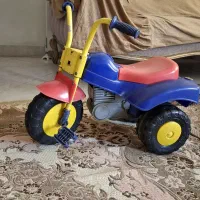 سه چرخه و اسکوتر