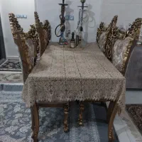 میز ناهارخوری سلطنتی