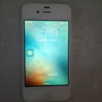 آیفون4s بسیارر تمیز