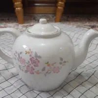 قوری بزرگ