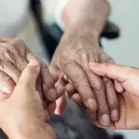 فیزیوتراپی، توانبخشی و کاردرمانی در منزل