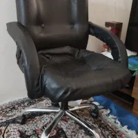 صندلی چرخون