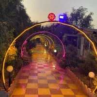باغ رستوران گلاره