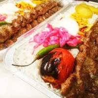 آشپز غذاهای ایرانی و سنتی