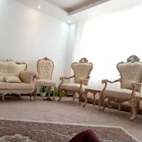 مبل کلاسیک بهمراه ناهار خوری 4نفره