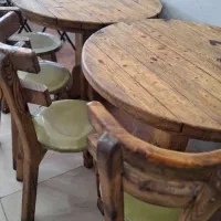 دکو باغ ، میز گرد چوبی روس قدیمی