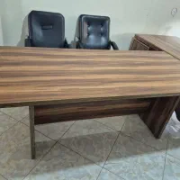 میز کنفرانس