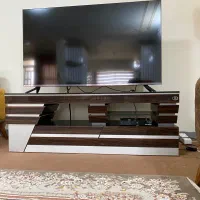 میز تلوزیون در حد نو