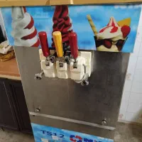 دستگاه بستنی