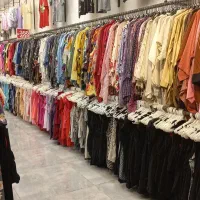 فروشنده خانم جهت پوشاک زنانه