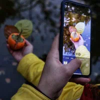 عکاس و فیلمبردار خانم