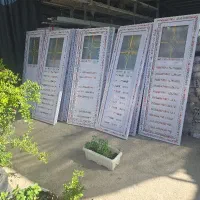درب وپنجره پی وی سی