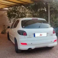 ۲۰۶ لوازمی اسپرت سفید درجه یک فنی صفر صفر