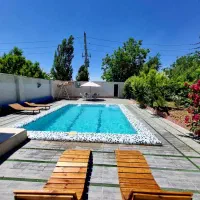 باغ ویلا سرسبز در مکانی دنج و آرام