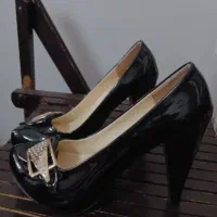 کفش پاشنه بلند مجلسی