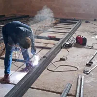 جوشکاری سیار در محل و اجرای شیروانی