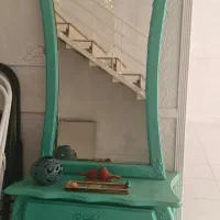 میز و آینه