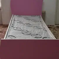 تخت یک نفره