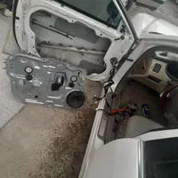 تعمیر تخصصی شیشه بالابر و قفل مرکزی